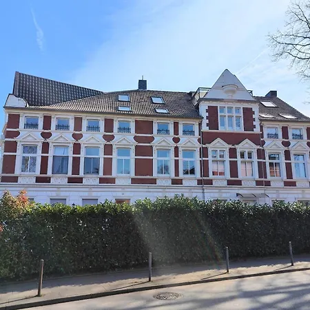 Loewental An Der Ruhr Historisch Im Gruenen * 埃森