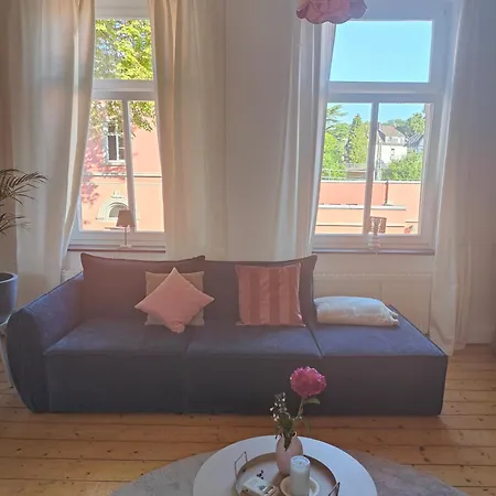 Loewental An Der Ruhr Historisch Im Gruenen * 埃森