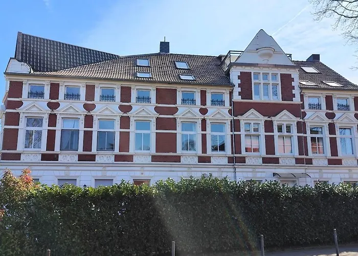 Loewental An Der Ruhr Historisch Im Gruenen * エッセン