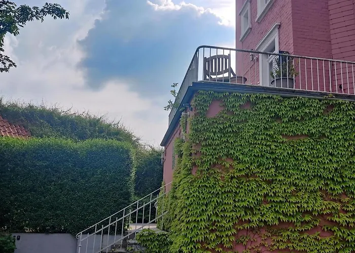 Loewental An Der Ruhr Historisch Im Gruenen