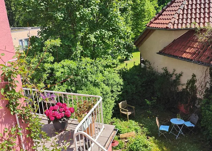 Loewental An Der Ruhr Historisch Im Gruenen *